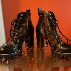 Louis Vuitton Star Trail Ankle Boot